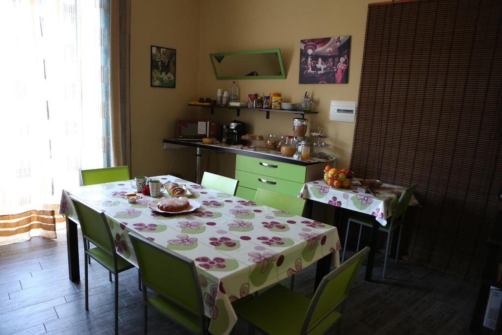 Le 3 B Acomodação com café da manhã Catânia Exterior foto
